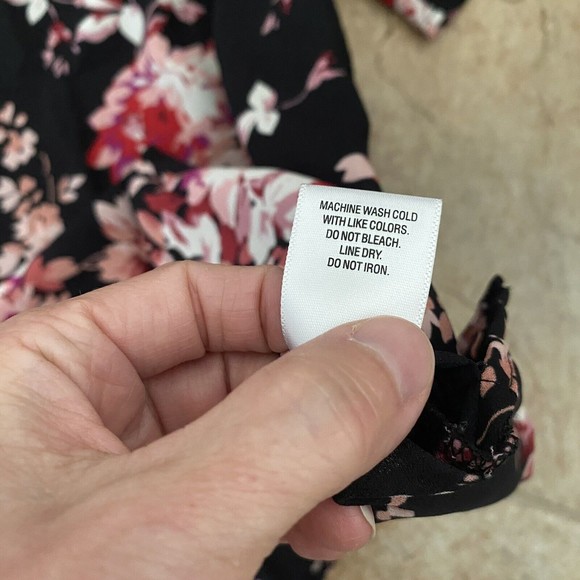 Roz & ALI Women’s Floral Blouse 2x Black/Pink - Picture 4 of 4